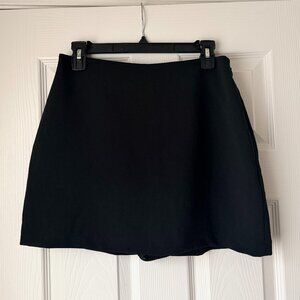 Abercrombie & Fitch Black Mini Skort, Size M